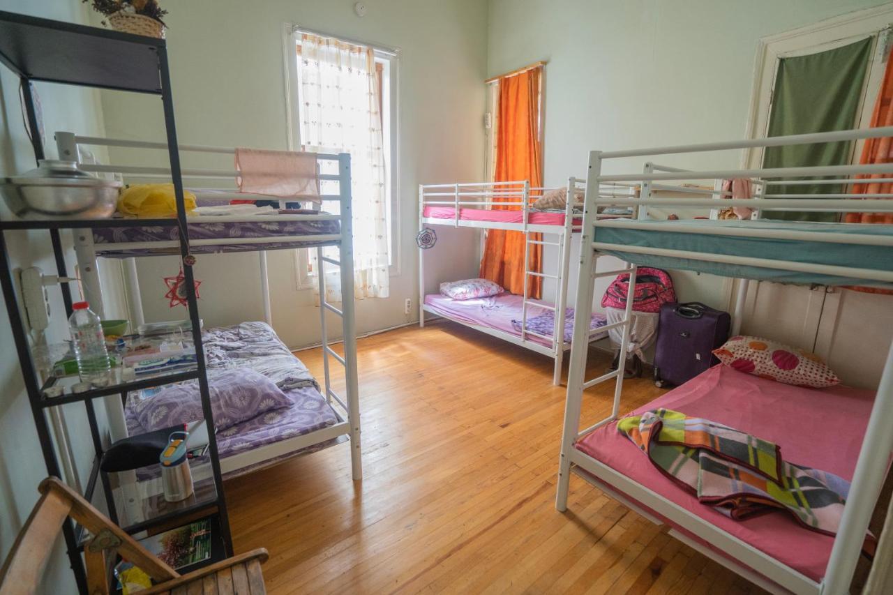 Lotus Garden Hostel İzmir