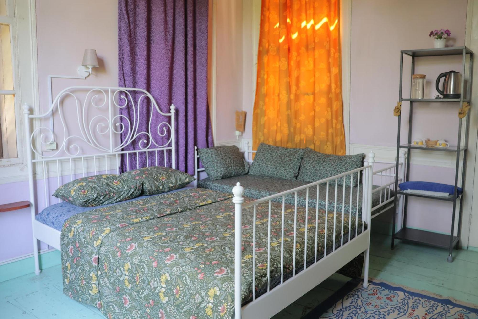 Lotus Garden Hostel *